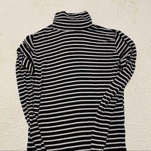 Brandy Melville Striped Turtleneck Longsleeve